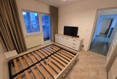 Apartament cu 3 camere decomandat în Drumul Carului - 2