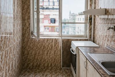 Apartament cu 2 camere nedecomandat în P-ța Victoriei - 7