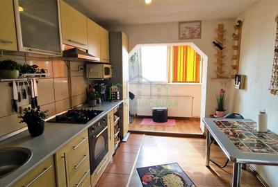 Apartament cu 2 camere decomandat în Lăpuș - 3