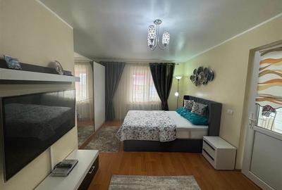 Garsoniera 45 mp (FACTURI INCLUSE), curte+ foisor, parcare - 8