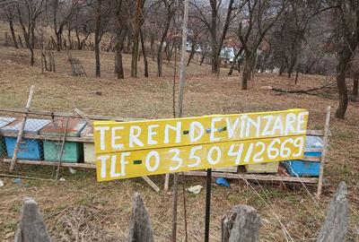 Teren de 2200 mp, în Vaideeni - 2