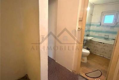 Apartament cu 4 camere decomandat în Nicolina - 2