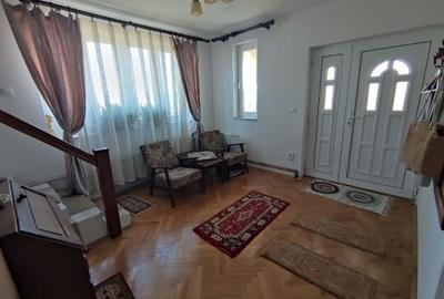 Casă cu 4 camere cu Teren 1900 Mp în Reghin - 9