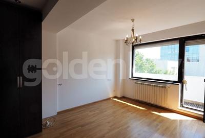 Apartament insorit cu 4 camere | garaj si boxa Apartament insorit cu 4 camere | garaj si boxa - 6