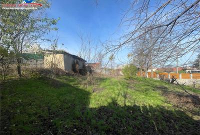 Teren de 521 mp, în Central