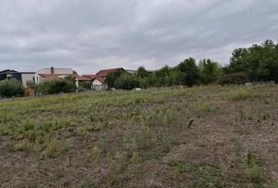 Teren de 400 mp, în Central