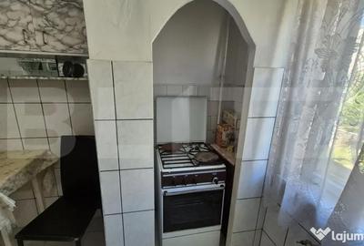 Apartament cu 4 camere semidecomandat în Micro 17 - 14
