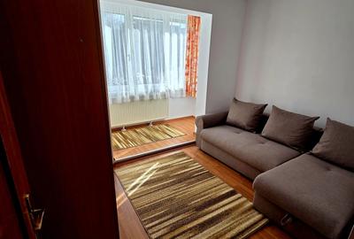 Apartament cu 3 camere decomandat în Central - 4