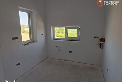 Apartament cu 3 camere în Remetea Mare - 12