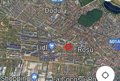 Teren de 2000 mp, în Roșu