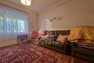 Casă cu 4 camere cu Canalizare în Central - 3