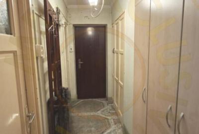 Garsoniera Ultracentrala Grivitei , Etaj 1 - 2