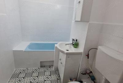Apartament cu 2 camere decomandat în Calea București