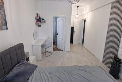 Apartament cu 3 camere decomandat, mobilat în Central - 13