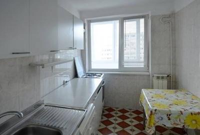 OCAZIE!  3 Camere Mihai Bravu vis  a vis de KFC - 3