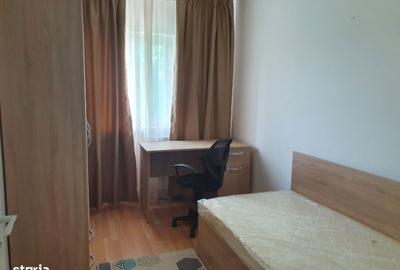Apartament cu 3 camere decomandat în 9 Mai - 15