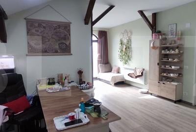 Casă cu 4 camere cu Teren 450 Mp în 1 Decembrie - 1