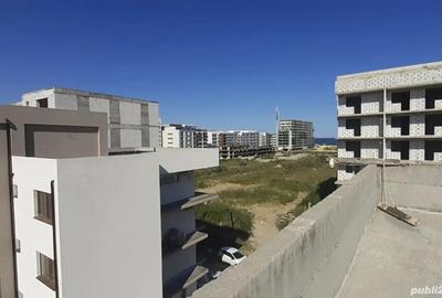 La doar 350 m de plaja Navodari, P+3+terasa la rosu deschis, pe 962 mp - 1