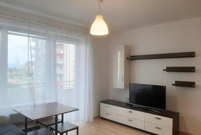 Apartament cu 2 camere decomandat, mobilat în Tractorul - 2