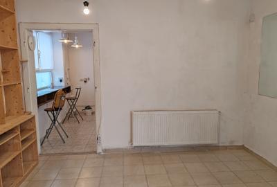 Garsoniera pretabila sediu firma zona Central - 3