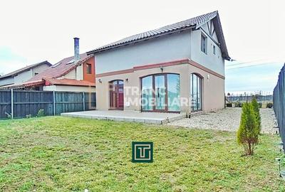 Casă cu 5 camere cu Canalizare în Exterior Vest