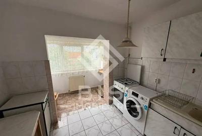 Apartament Zona Stefan - etaj 2 - 4