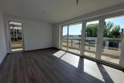 Spatiu comercial 85mp URBAN PLAZA