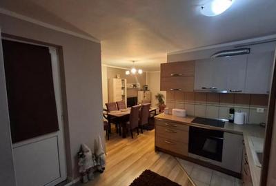 Apartament 3 camere, decomandat - zona Centrul Civic - 3