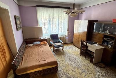 Casă individuală cu 3 camere cu Canalizare în Central - 13