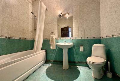 Apartament cu 3 camere în Parcul Carol - 8