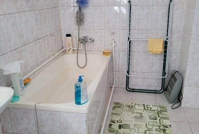 Casă individuală cu 3 camere cu Canalizare în Central - 9