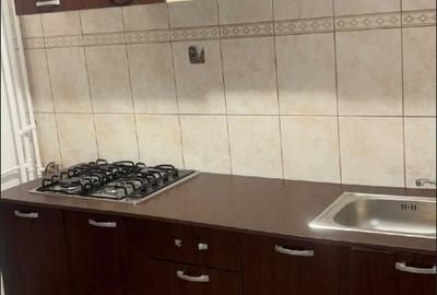 Garsonieră decomandată în Decebal - 2