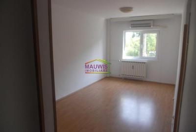 Inchiriez ap. cu 3 camere In Pipera – Strada Avionului de la 1.0 - 2