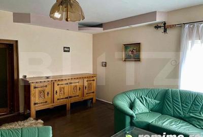 Casă cu 8 camere cu Teren 350 Mp în Rădăuți