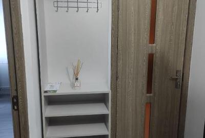 Garsonieră decomandată în Astra