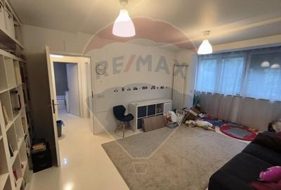 Apartament cu 2 camere de vanzare in zona Podgoria - 2