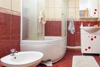 Apartament cu 3 camere semidecomandat, mobilat în Sebastian - 5
