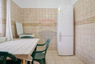 Casă cu 6 camere cu Teren 608 Mp în Central - 11