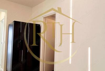 Apartament cu 3 camere semidecomandat, mobilat în Lipovei