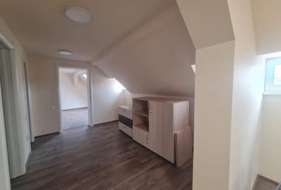 Apartament cu 3 camere în Centrul Istoric