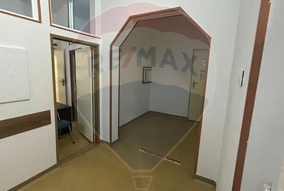 Spațiu comercial, de 77.620002746582 mp, în Ultracentral - 6