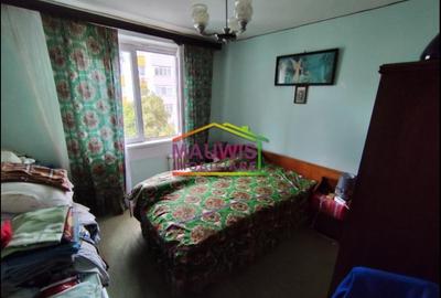 Vand apartament cu 3 camere in zona Bârcă - Rahova. - 4