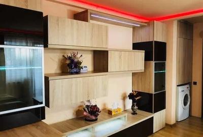 Apartament cu 3 camere semidecomandat, mobilat în Mănăștur