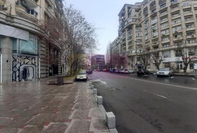 Spațiu comercial, de 85 mp, în Centrul Civic - 18