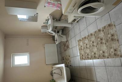 Casă cu 4 camere în Central - 2