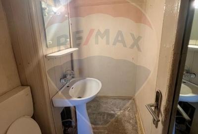 Apartament cu 4 camere de vanzare in zona Central Apartament cu 4 camere de vanzare in zona Central - 6