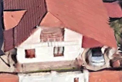 Casă cu 2 camere cu Teren 1020 Mp în Central - 1