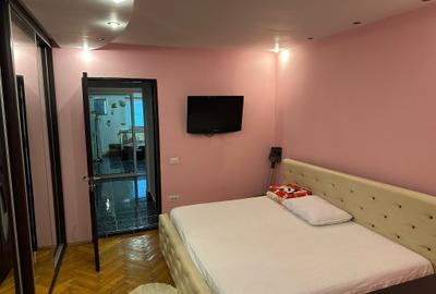 FALEZA NORD - REYNA 3 CAMERE DECOMANDAT MOBILAT, UTILAT, CENTRALA GAZ 650 EURO - 7