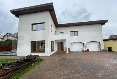 Casă cu 4 camere cu Teren 533 Mp în Central - 18