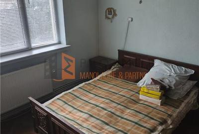 Apartament 3 camere cf 1 decomandat zona 23 August - 3